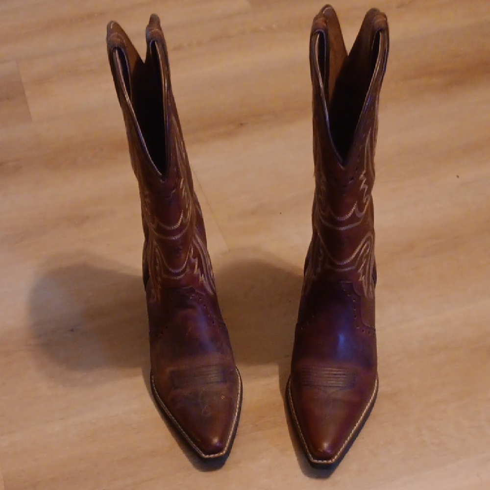 Ariat Tan Leather Heeled Boots
